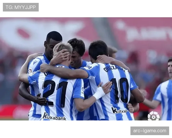 西甲激战再掀高潮：本轮赛事亮点频出，精彩瞬间引爆球迷热情