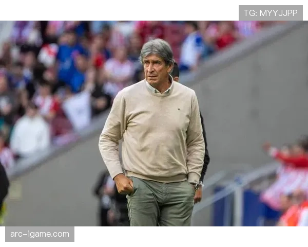 西甲年度最佳教练评选趋势分析：战术革新者领跑，黑马主帅成新焦点