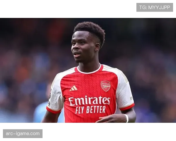 英格兰队的进攻支柱：萨卡的突破与创造力持续提升表现分析