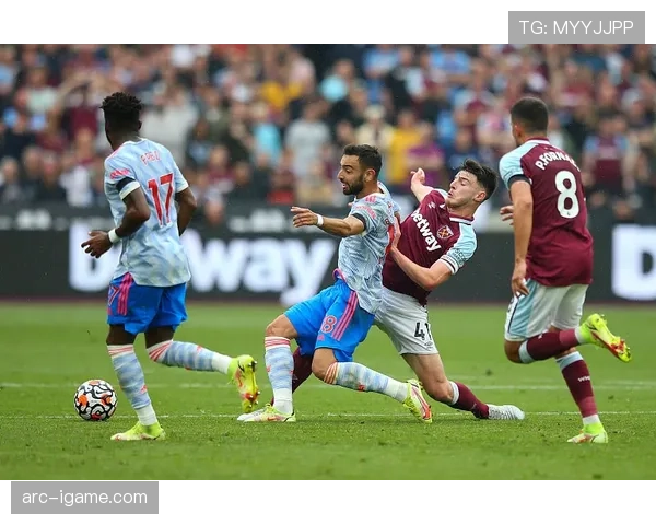 赖斯与比苏马：英超后腰拦截效率及战术适配性对比