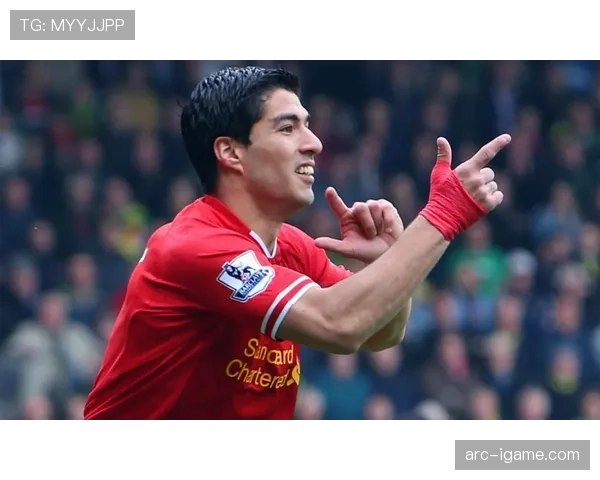 莱万与苏亚雷斯巅峰期终结效率及战术角色对比分析 莱万与苏亚雷斯巅峰期终结效率及战术角色对比分析